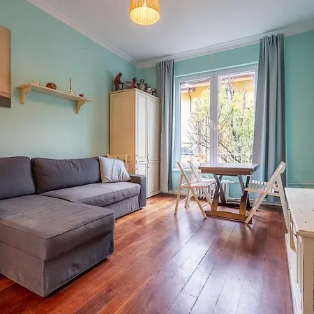 Vintage And Stylish 2bdrm *