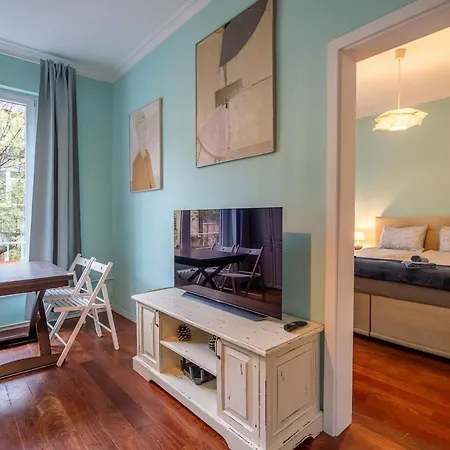 Vintage And Stylish 2bdrm Sofia