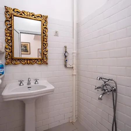 Apartament Vintage And Stylish 2bdrm
